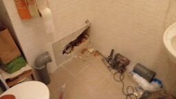 původní dopojení odpadu wc